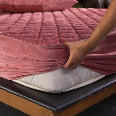 Plush Thicken Mattress Cover - LightsBetter